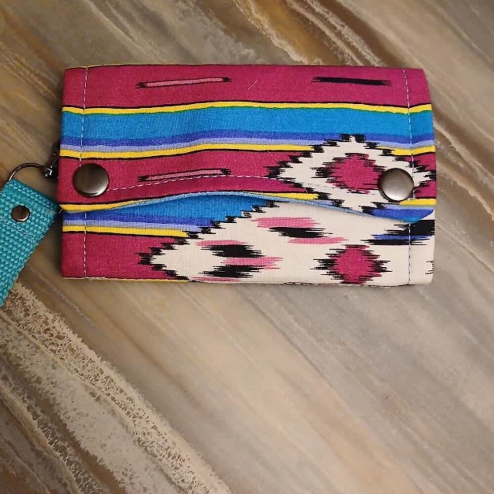 New Western Clutch Wristlet Wallet Pink Turquoise Geometric Trifold Zippy Pouch